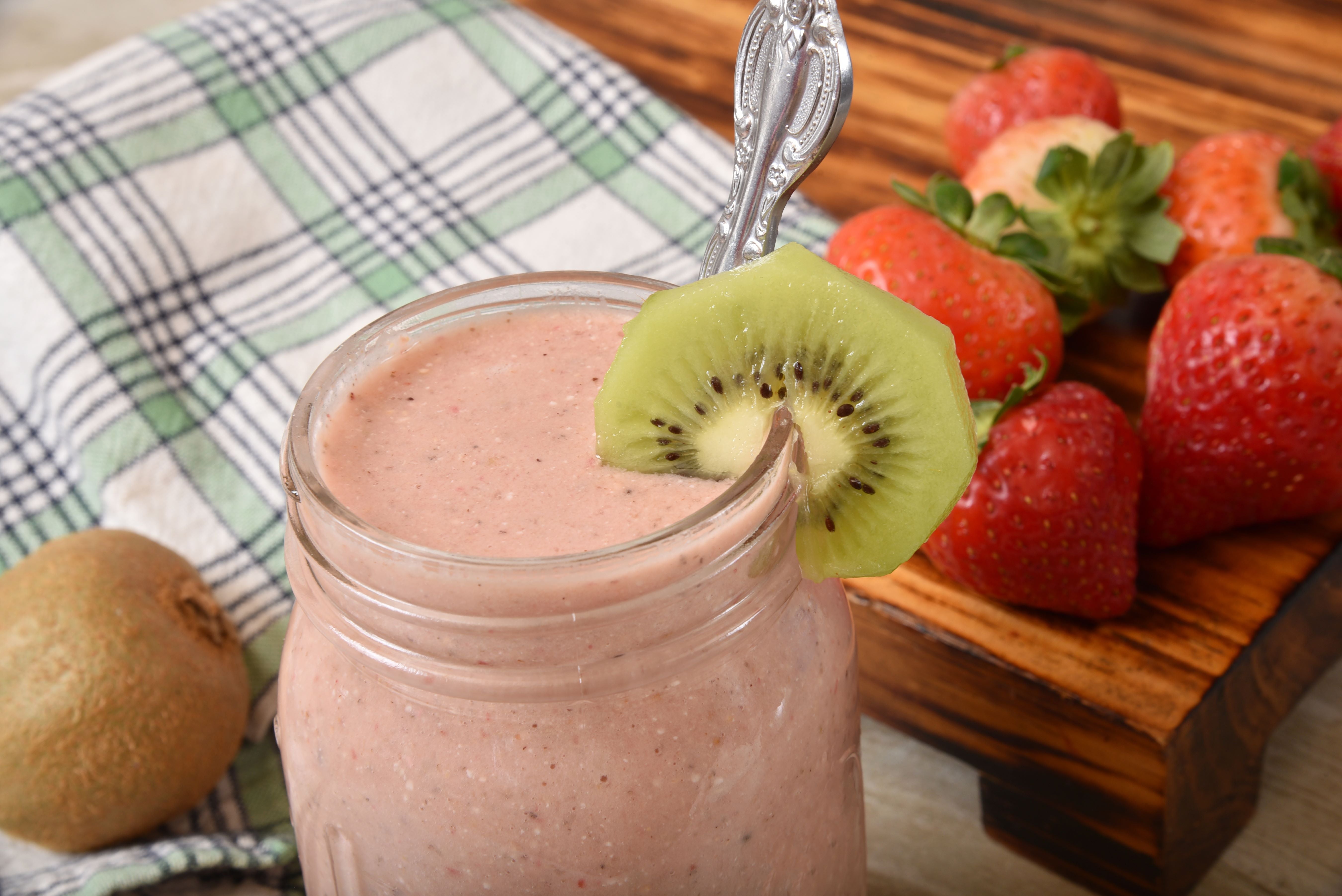 Why Rooibos Tea Smoothie Bowls Make the Perfect Breakfast