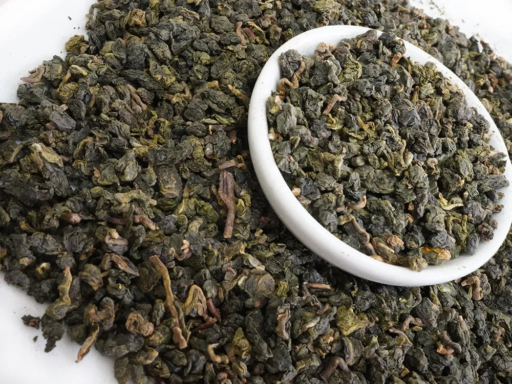 taiwan oolong green tea angle view